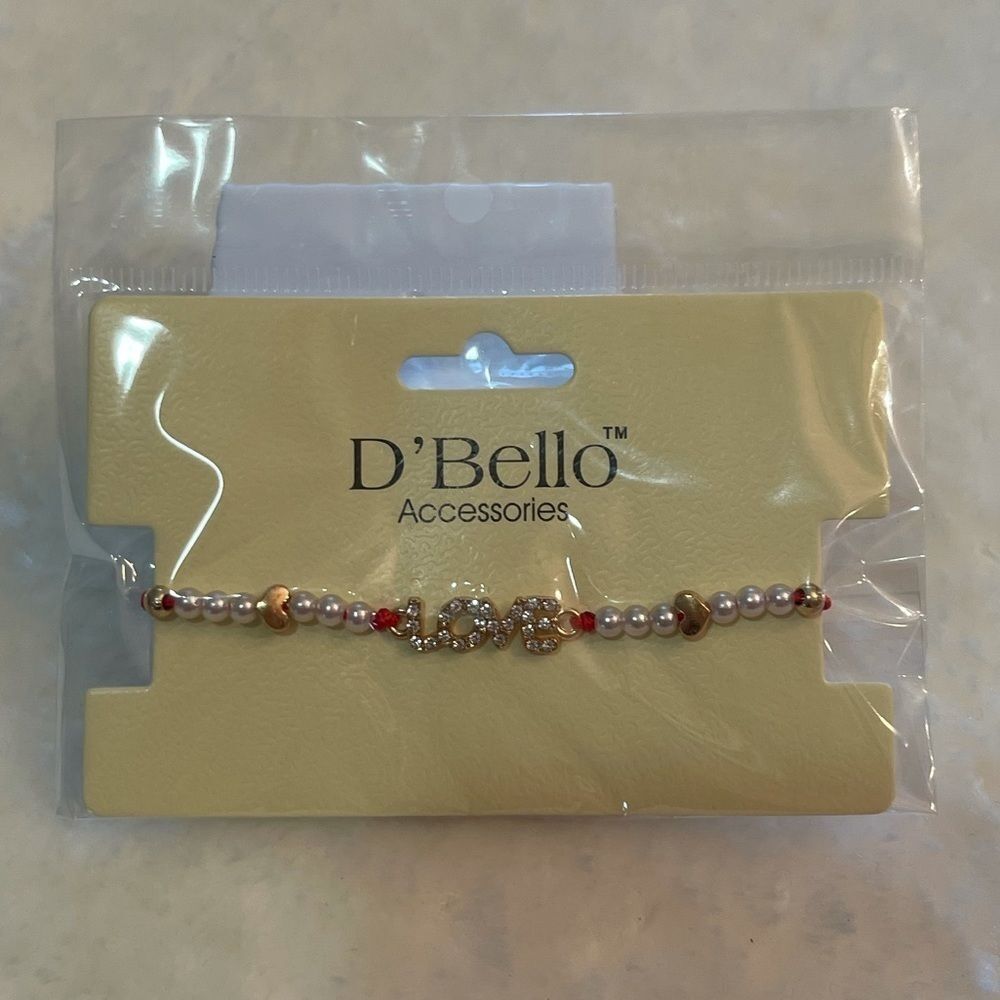 Red String “Love” Bracelet - Picture 2 of 3
